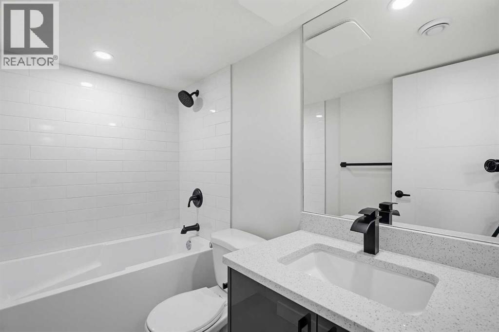 Single Family House for Sale in  Pensacola Crescent SE Penbrooke Meadows Calgary 