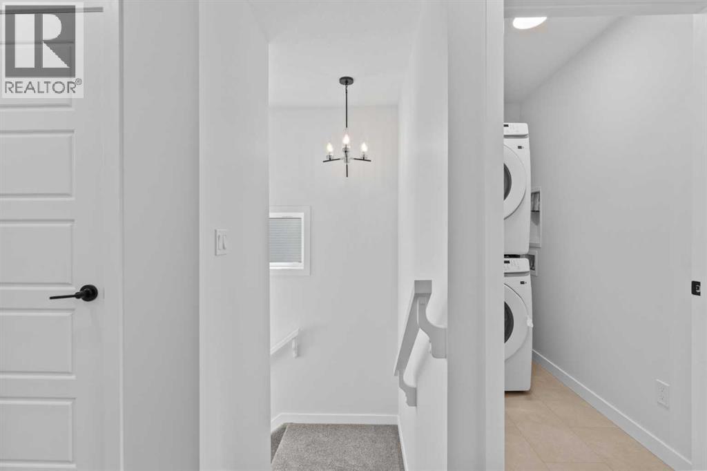 994 Chinook Winds Meadow SW - 18