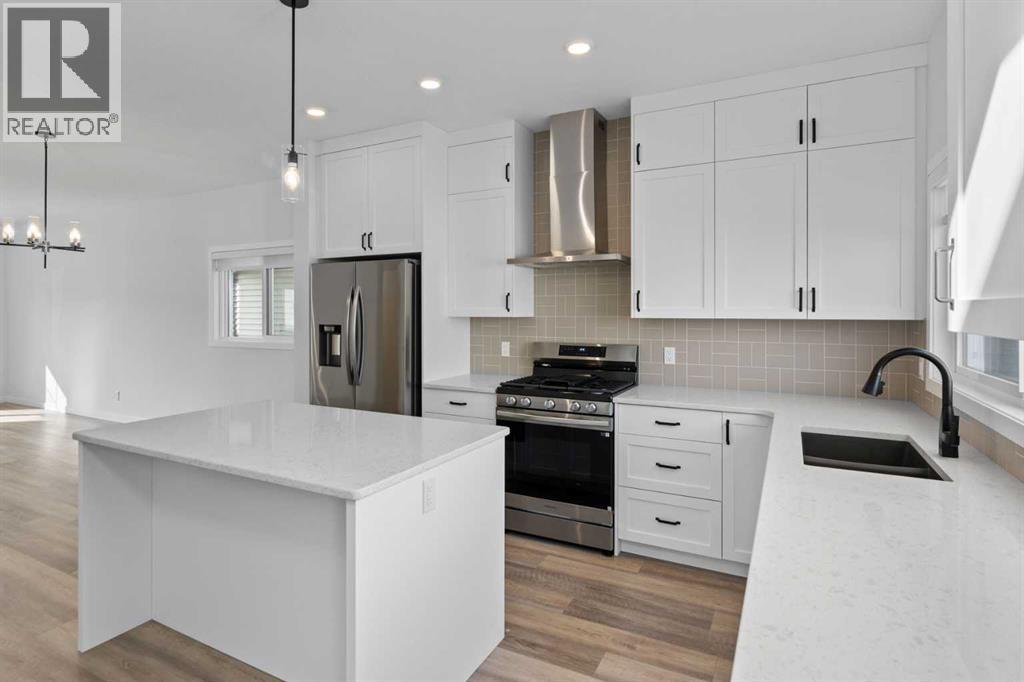 
          994 Chinook Winds Meadow Southwest
            <br/>
            <span>Airdrie</span>
            , 
            <span>AB</span>
             <span>T4B5R1</span>
         - Photo 14