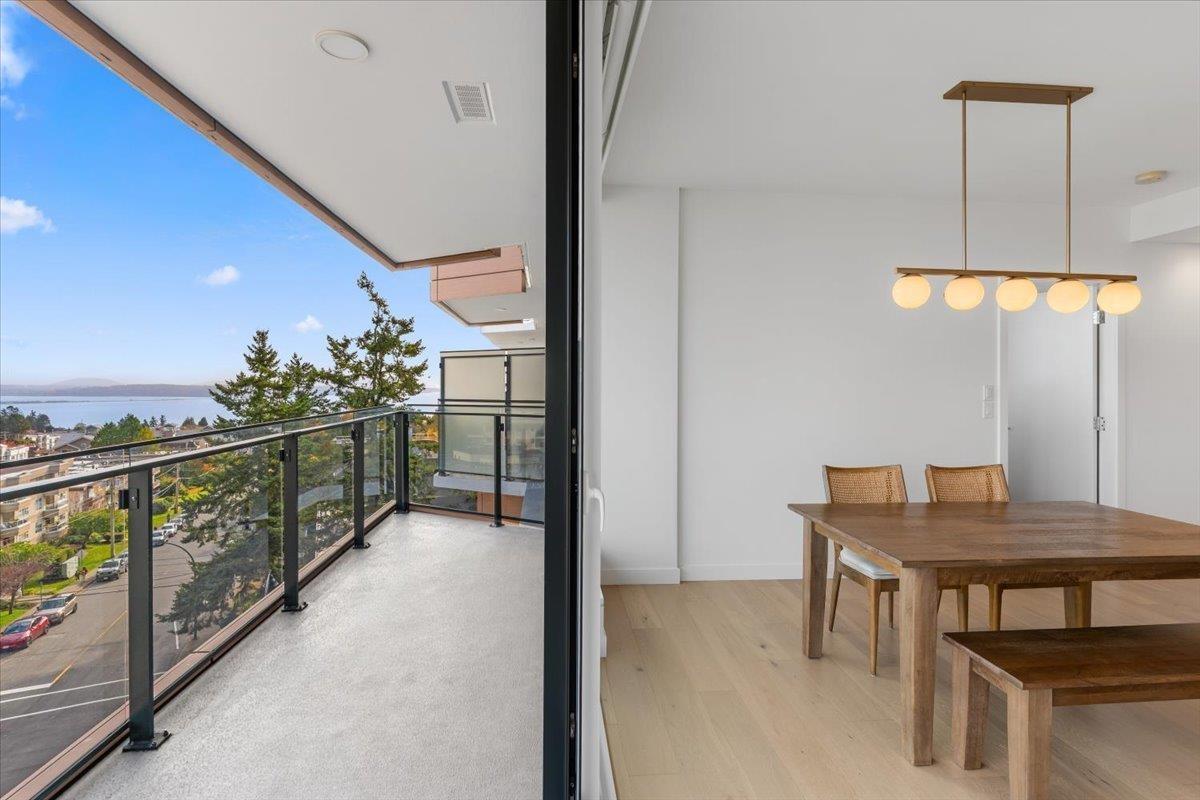 604 1439 GEORGE STREET, White Rock