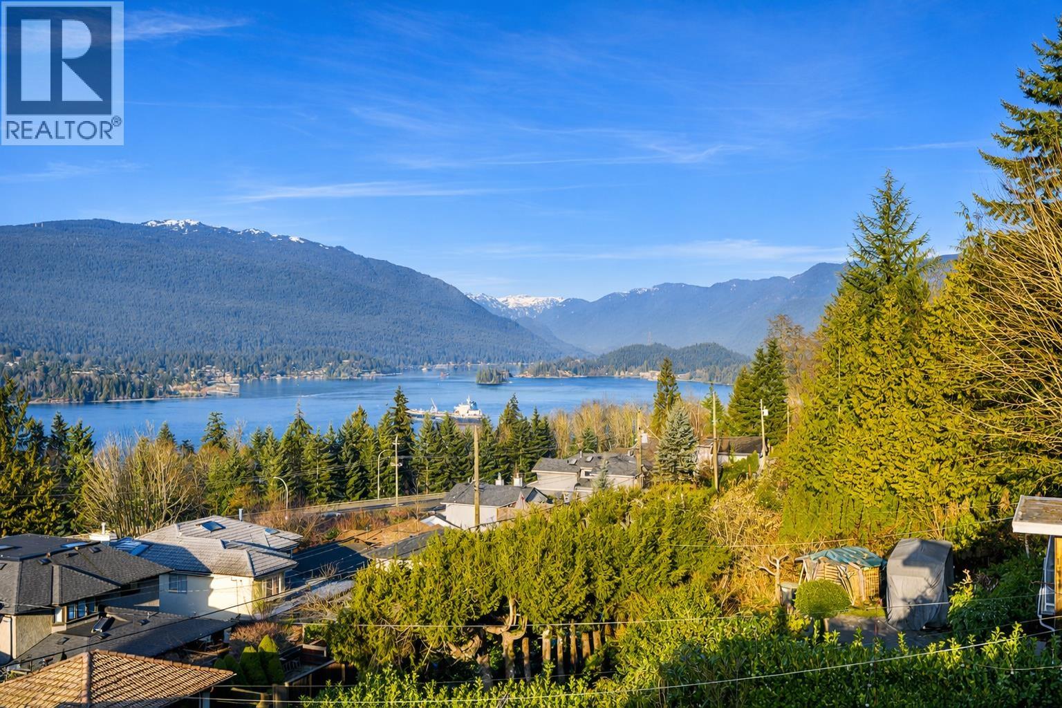 7329 BRAESIDE DRIVE, Burnaby