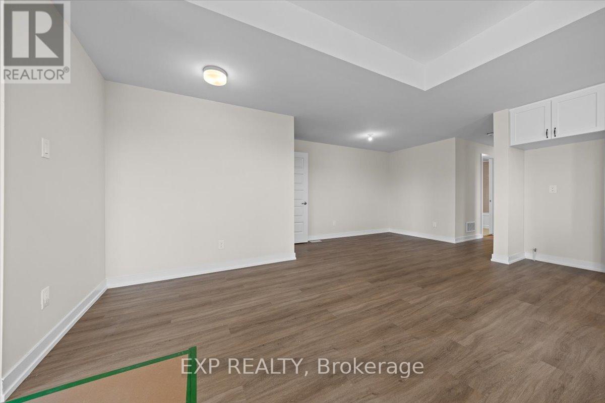 Images provided are to showcase builder finishes.