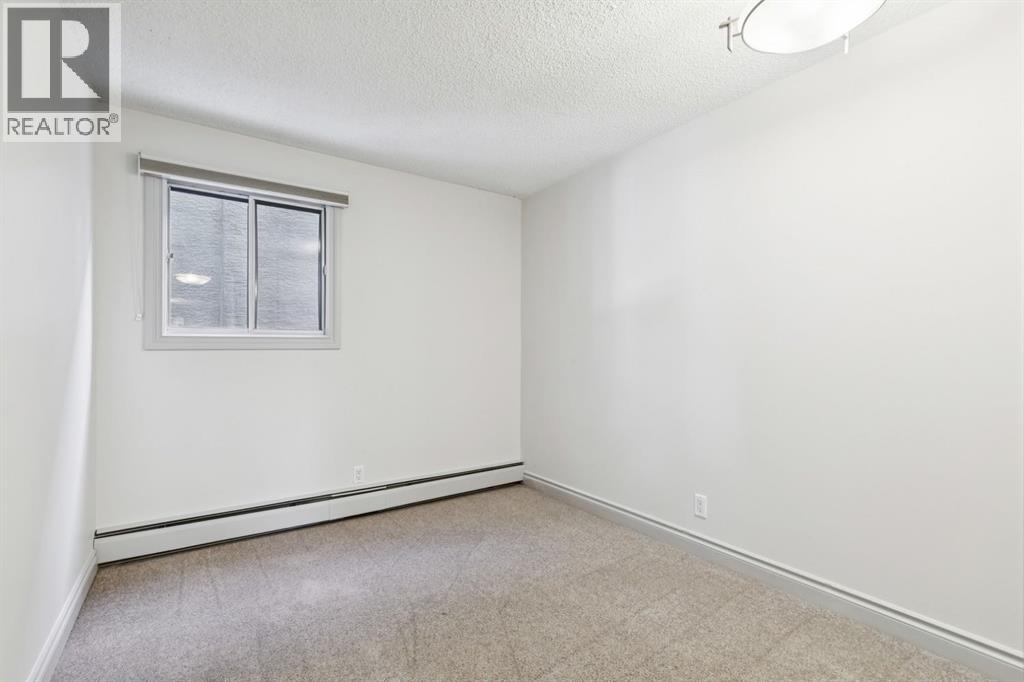 #6 1607 26 AVENUE SW - 14