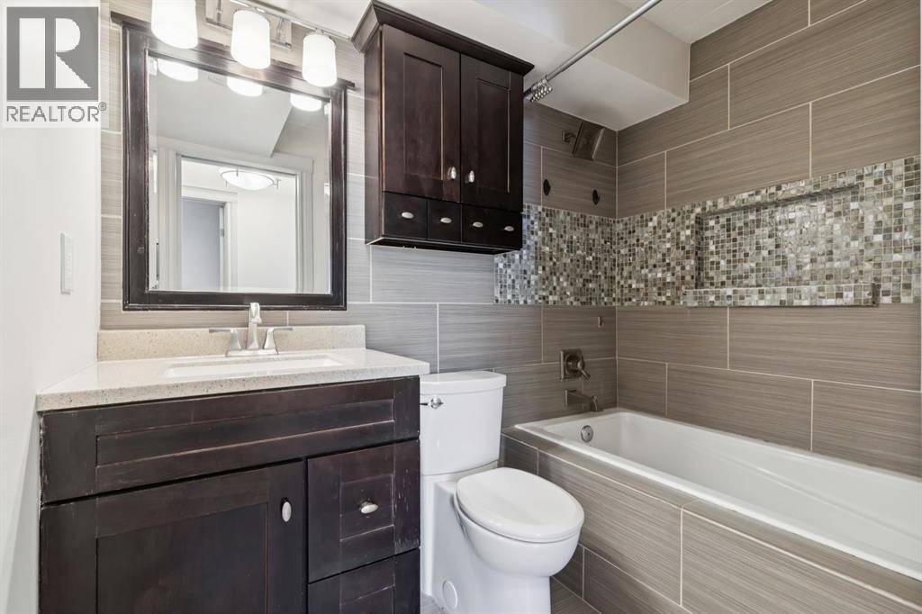 #6 1607 26 AVENUE SW - 16