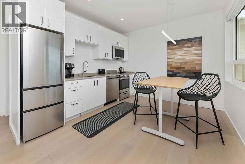 502 SPYGLASS PLACE, Gibsons