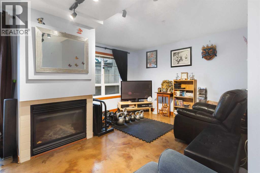 Single Family House for Sale in    Avenue SW Beltline Calgary 