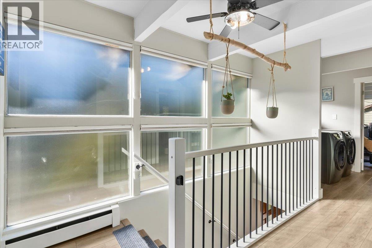 12350 CARLTON STREET, Maple Ridge