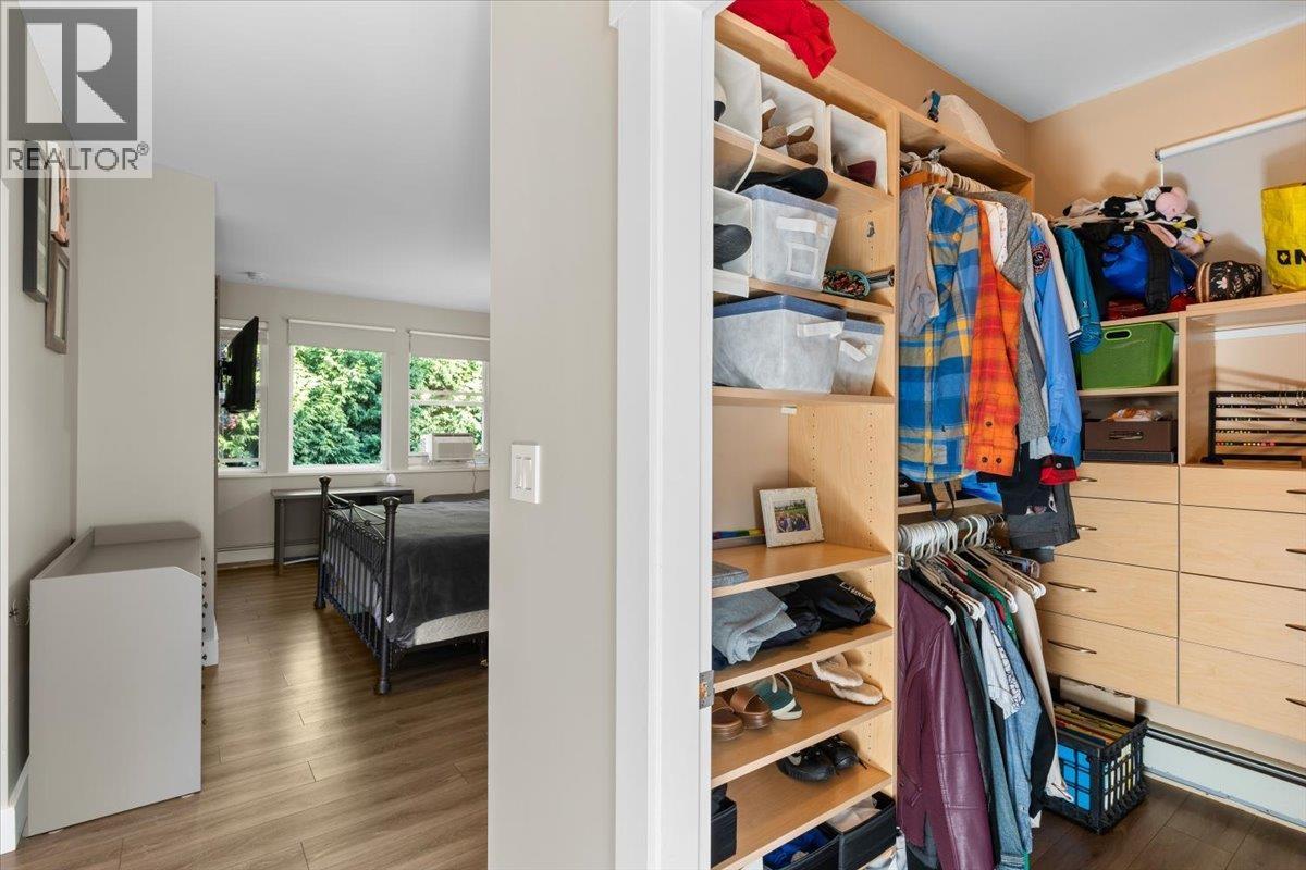 12350 CARLTON STREET, Maple Ridge