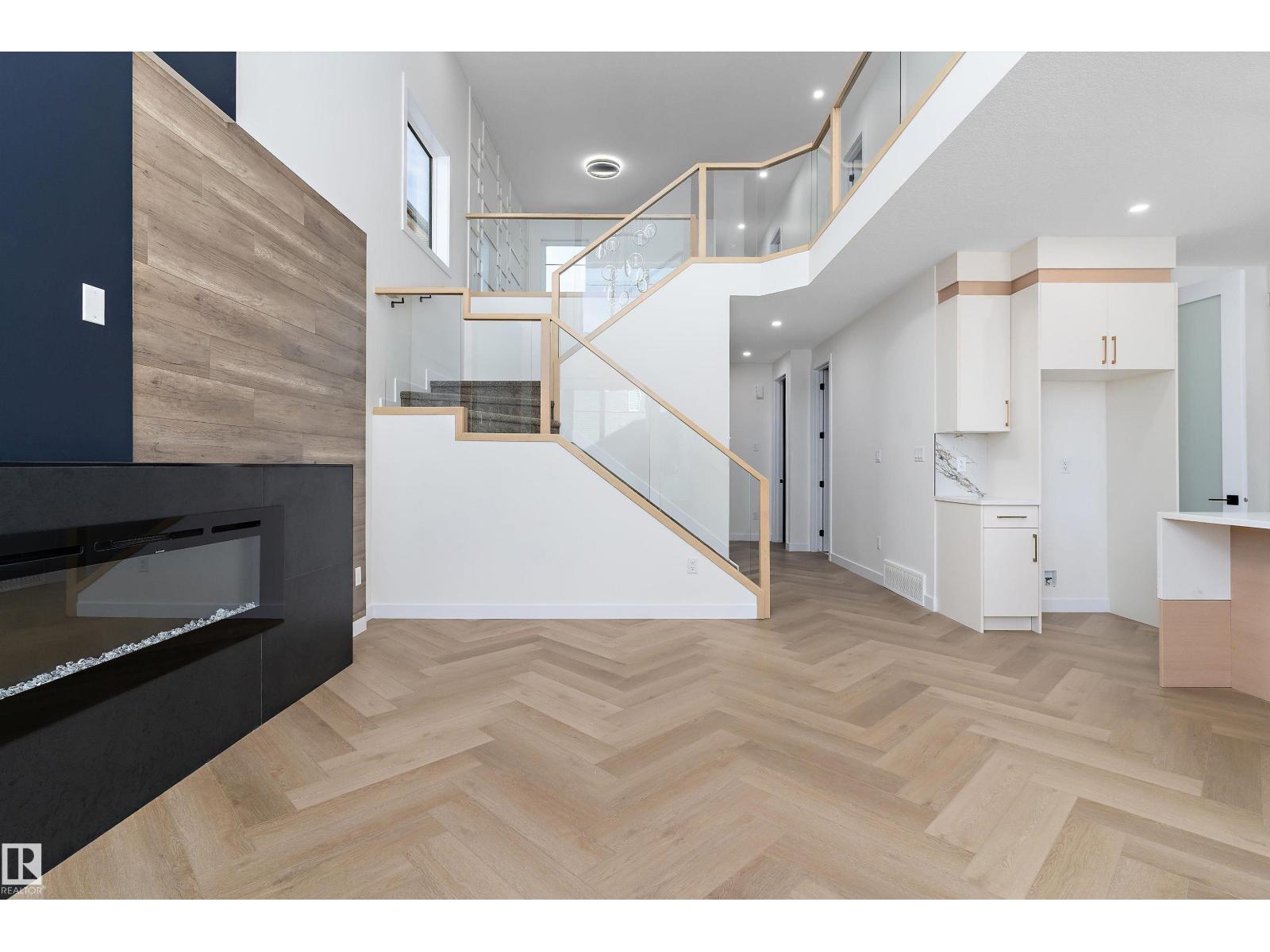 8916 MAYDAY WY SW - 9