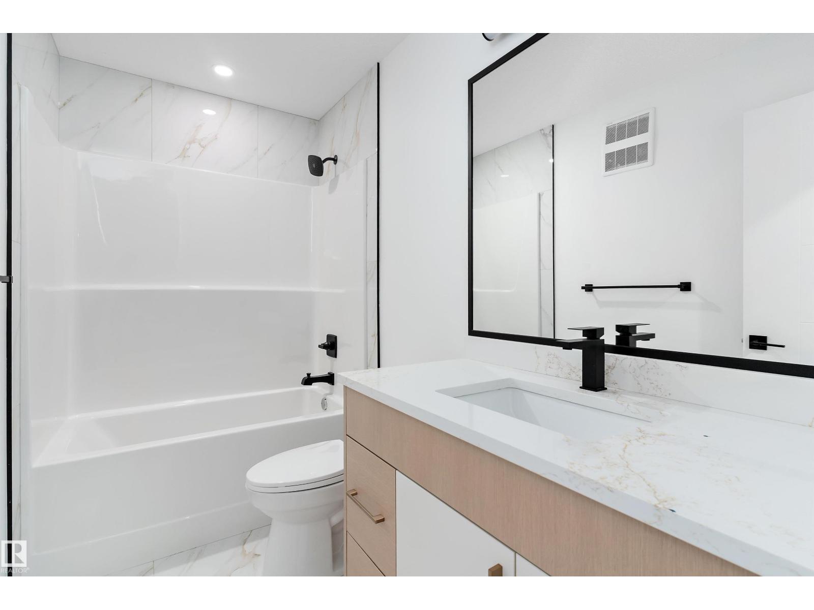 8916 MAYDAY WY SW - 25