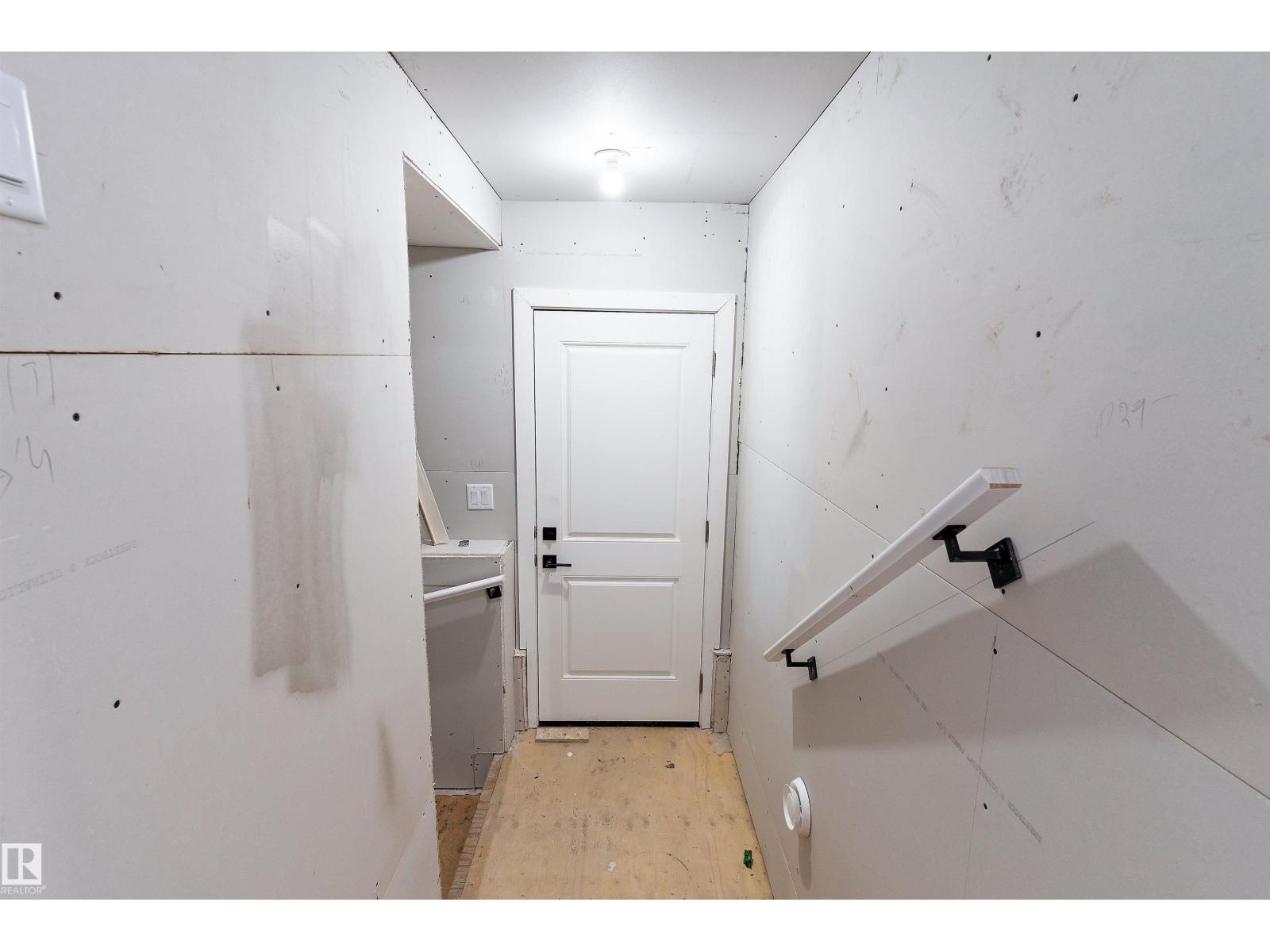 8916 MAYDAY WY SW - 37