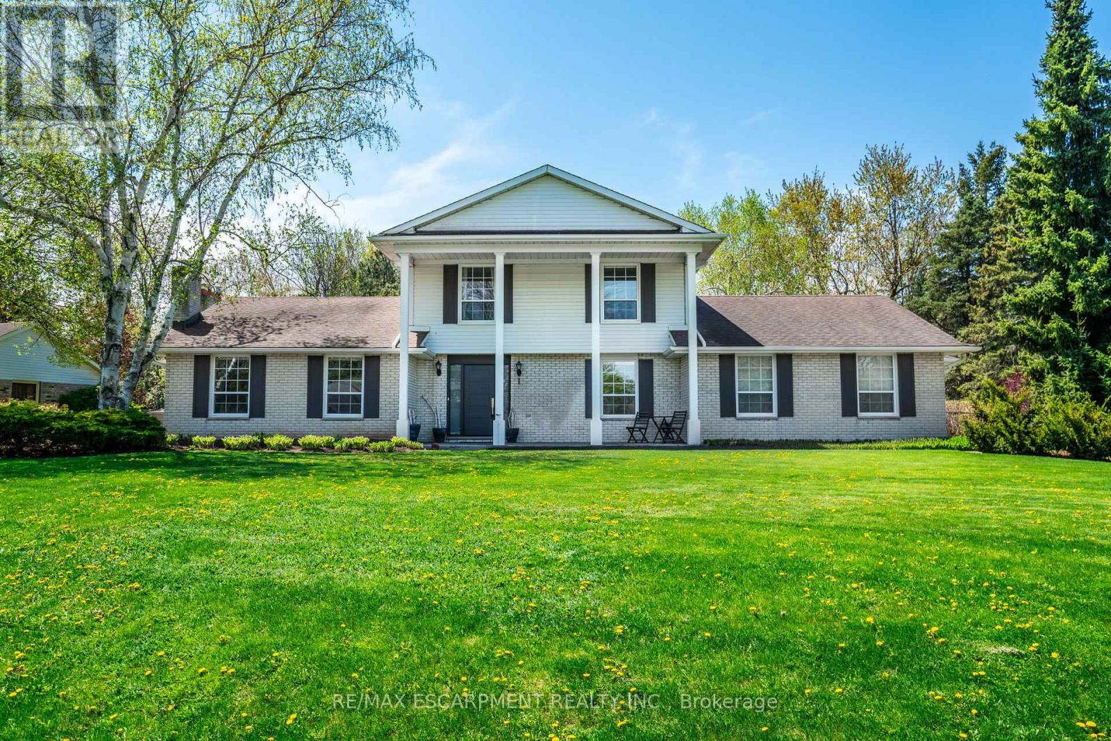 1 ACREDALE DRIVE - Photo 4 of 50, Hamilton (Carlisle), Ontario