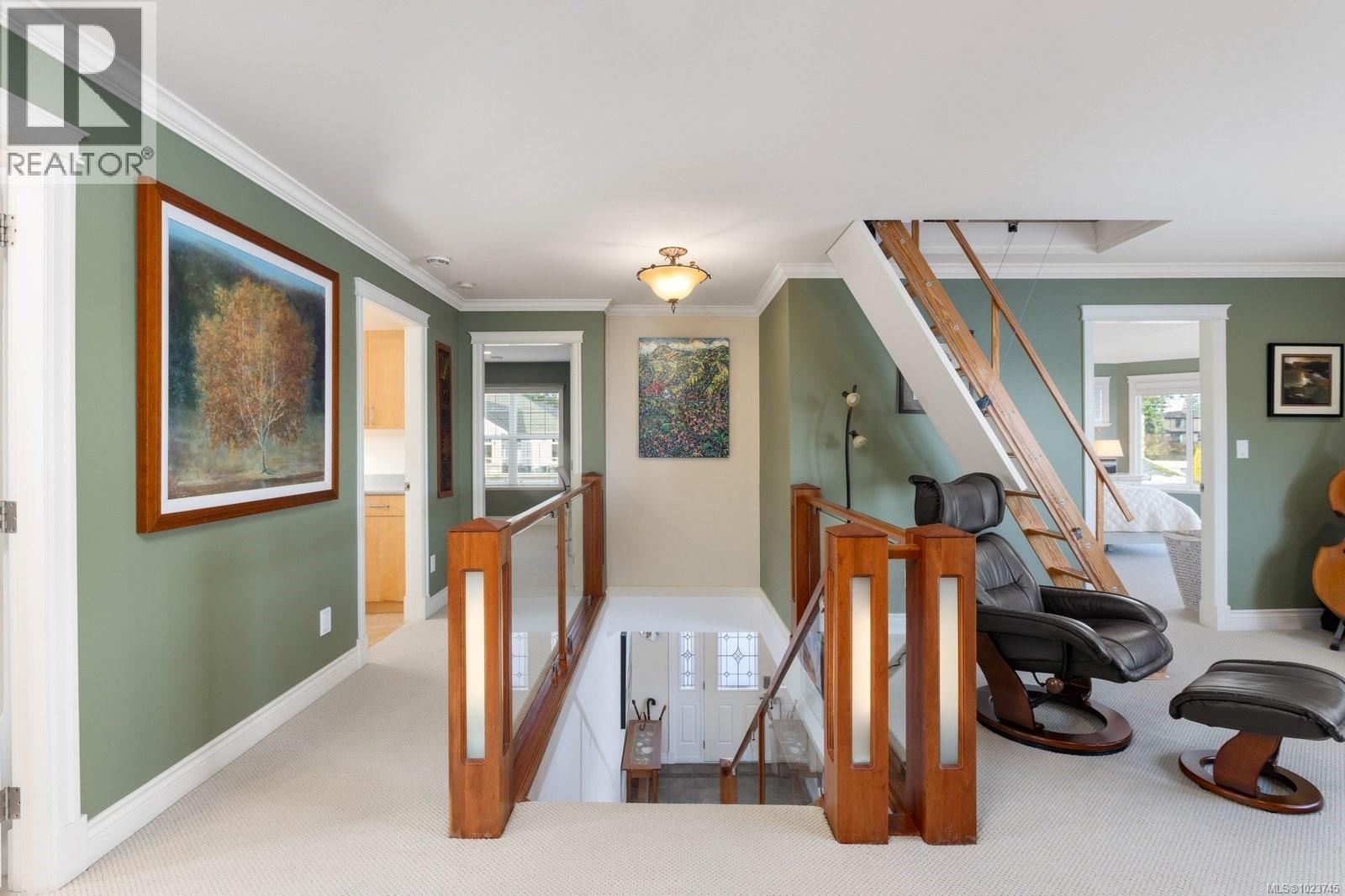  10239 Fifth Street, Sidney