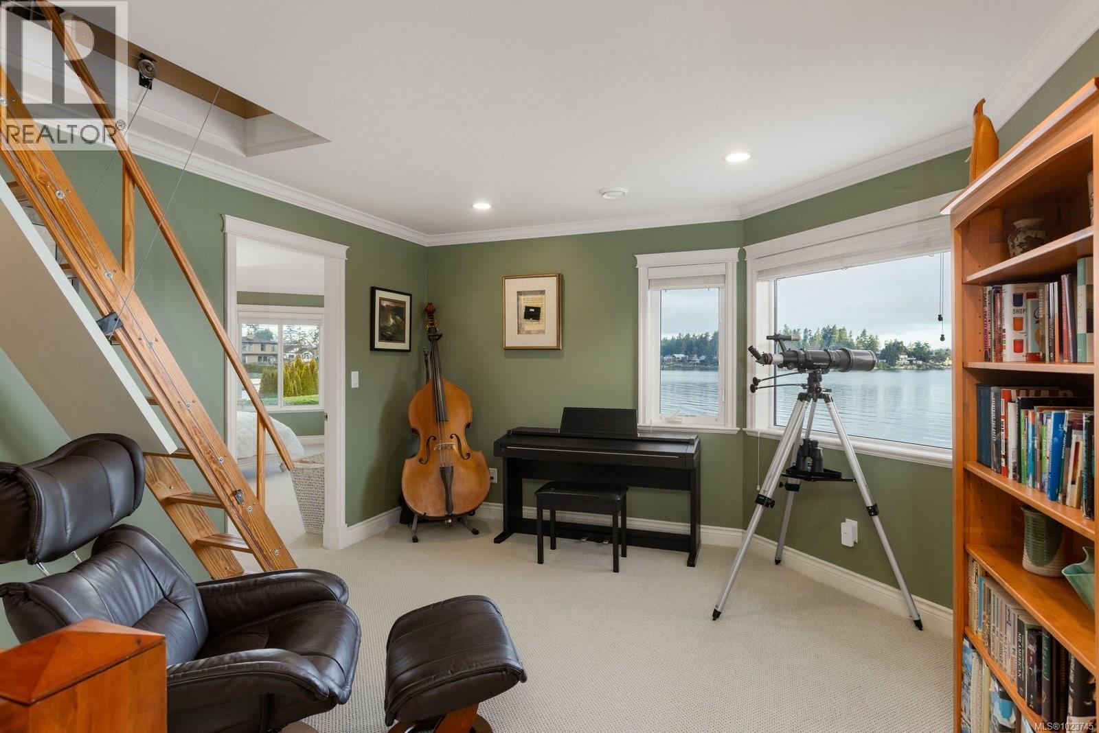  10239 Fifth Street, Sidney