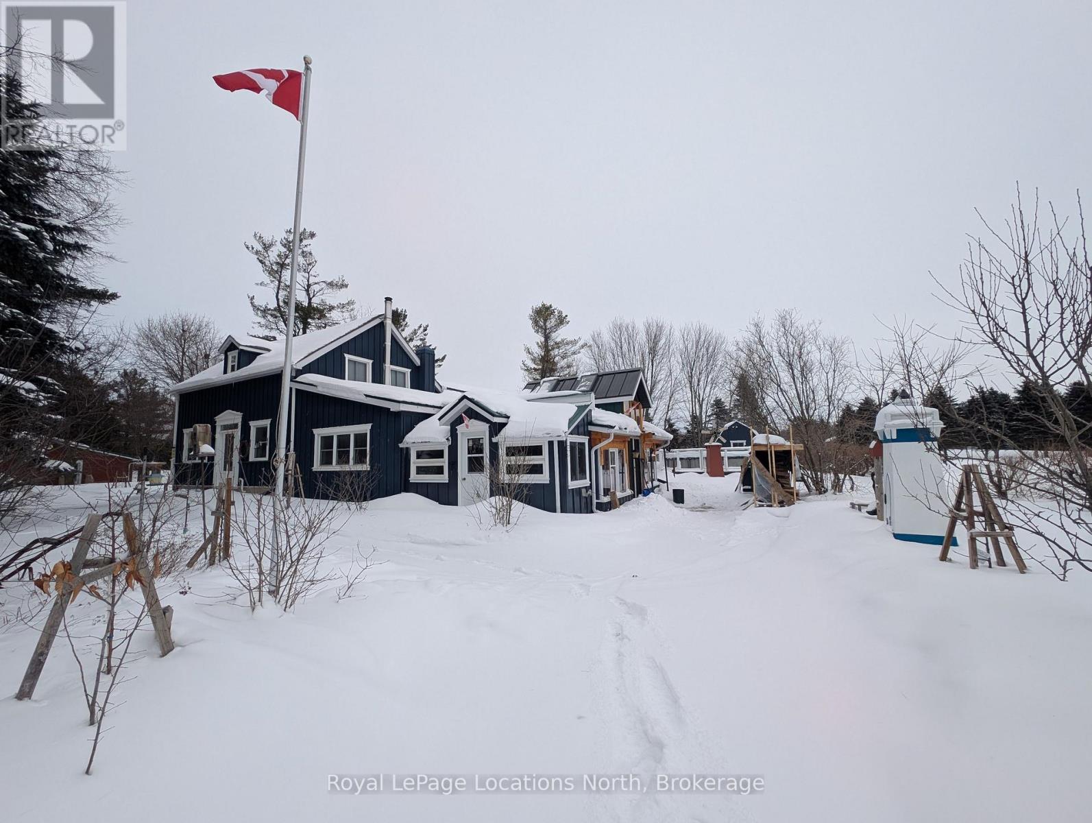 236 PHILLIPS STREET - Photo 2 of 49, Clearview (Stayner), Ontario