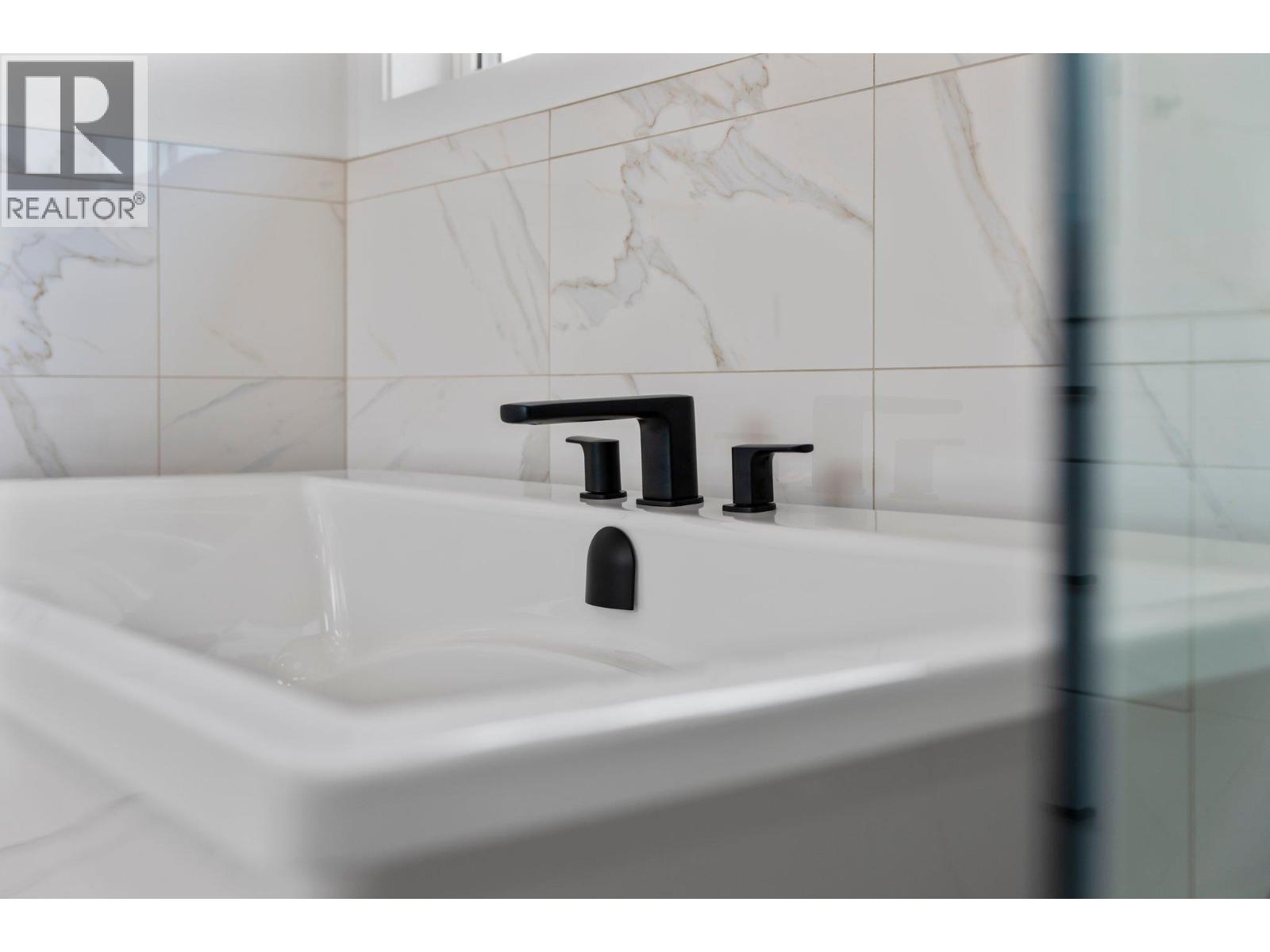  2871 Copper Ridge Drive, West Kelowna