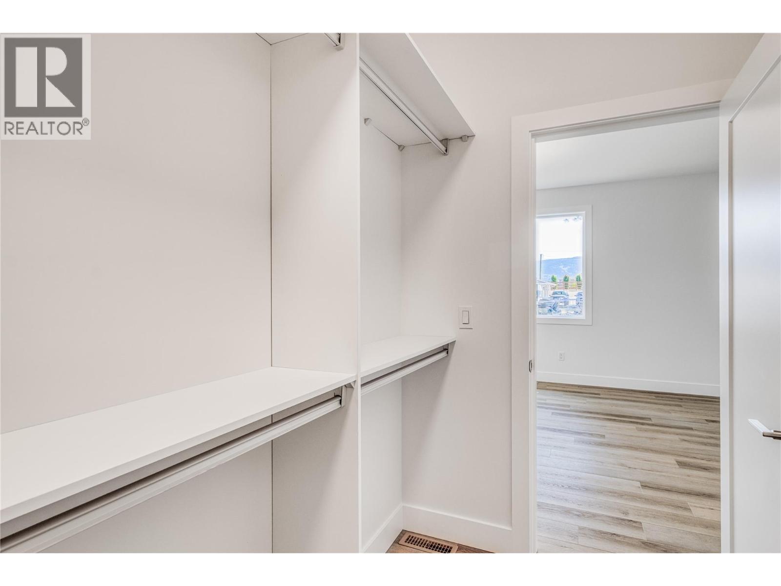  7186 Dunwaters Road, Kelowna