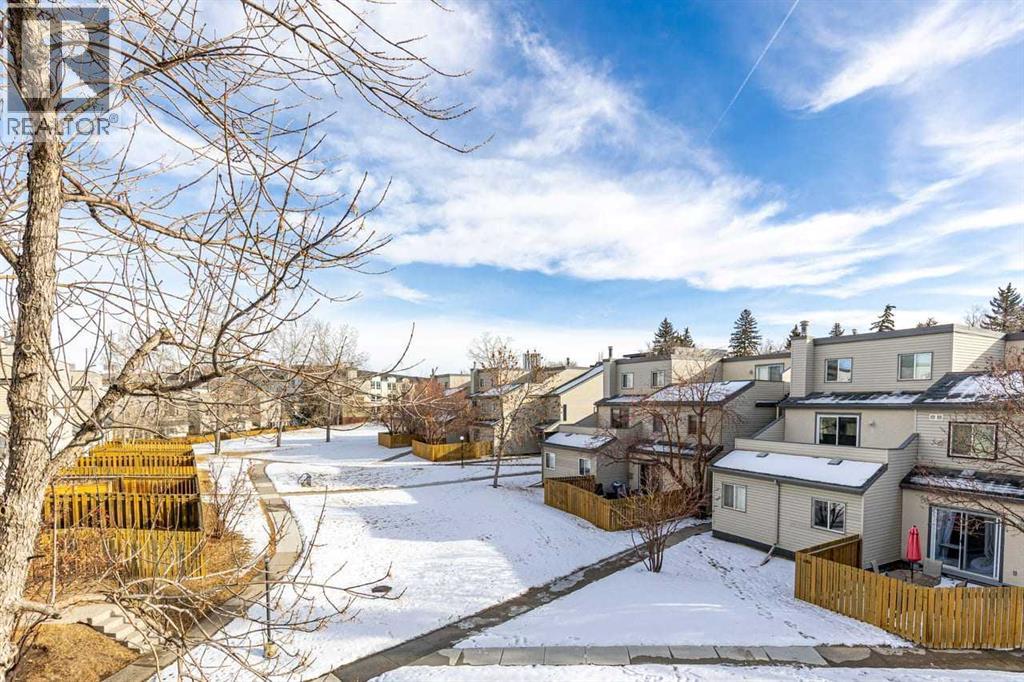 Single Family House for Sale in    Street NW St Andrews Heights Calgary 