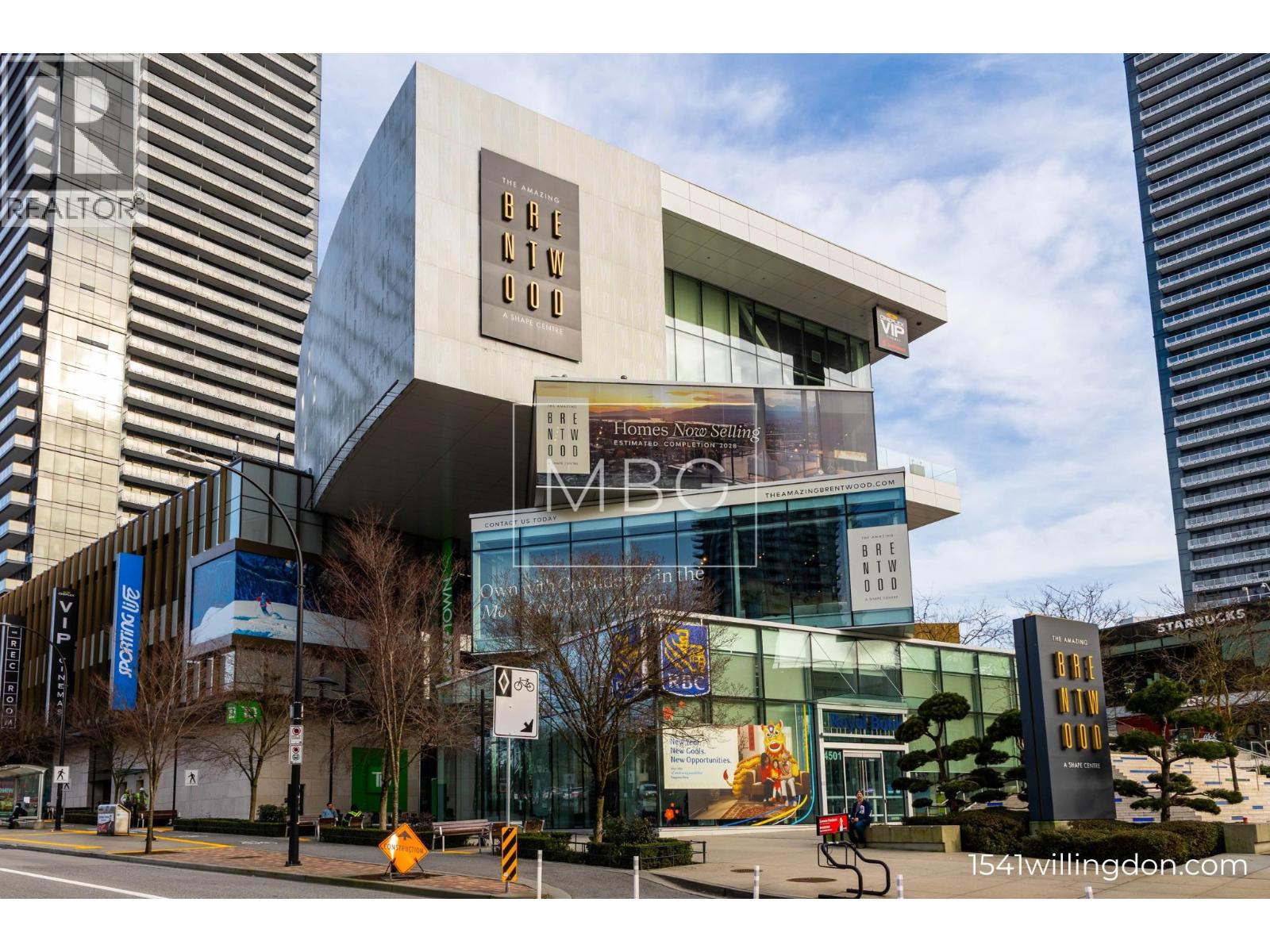 3 1541 WILLINGDON AVENUE, Burnaby