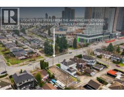 3 1541 Willingdon Avenue, Burnaby, BC V5C5H8 Photo 9