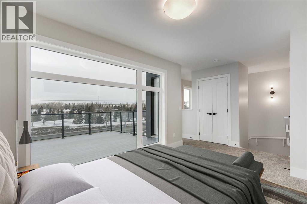 Single Family House for Sale in   Avenue SW Shaganappi Calgary 