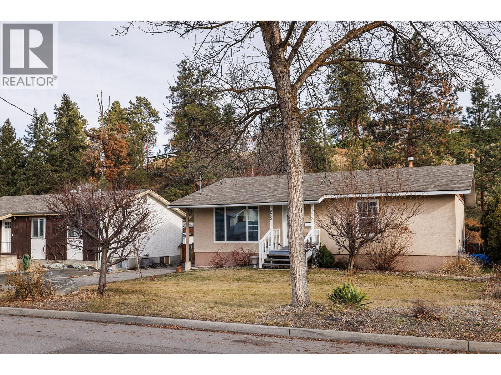 975 Neptune Road, Kelowna