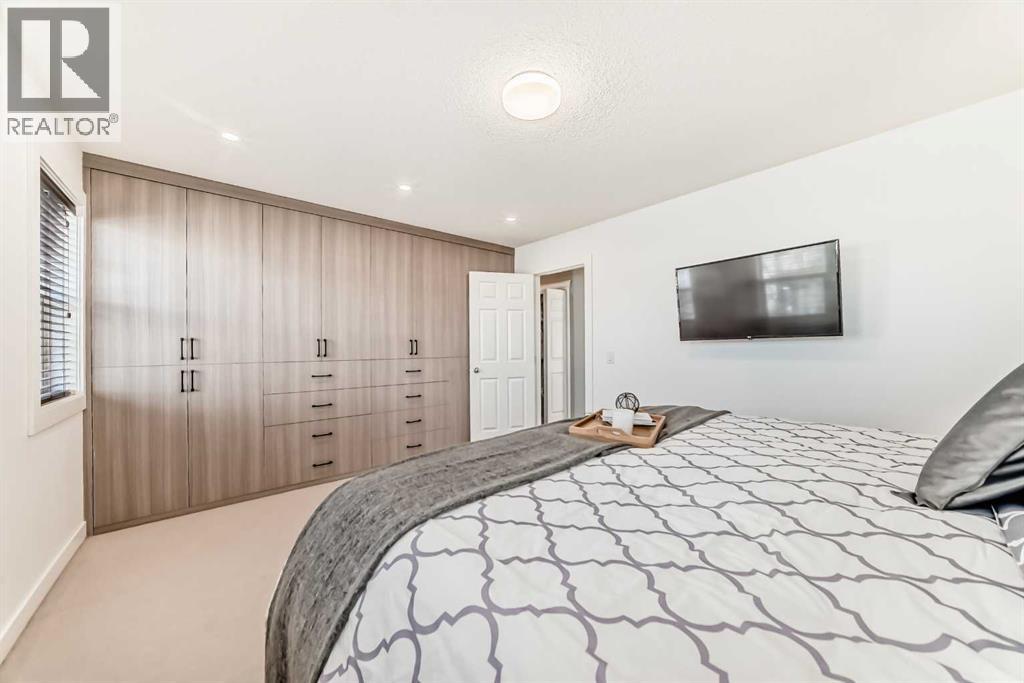 Single Family House for Sale in  Covepark Place NE Coventry Hills Calgary 