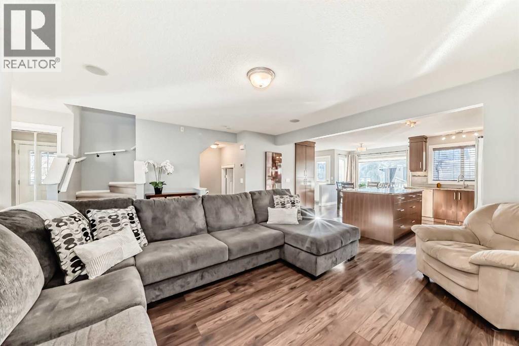 Single Family House for Sale in  Covepark Place NE Coventry Hills Calgary 
