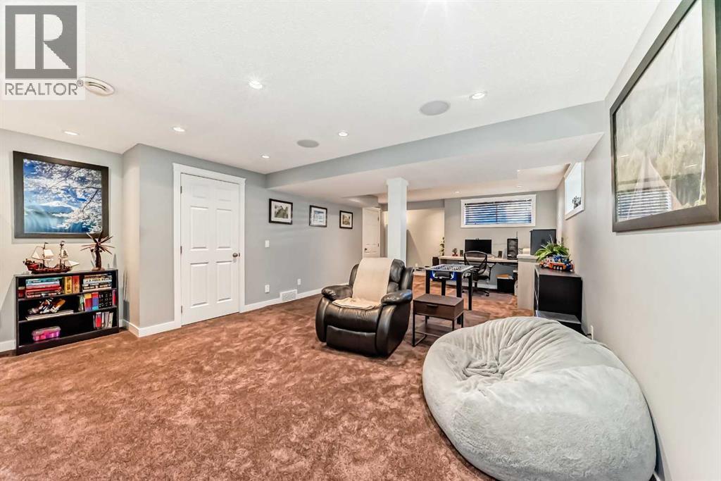 Single Family House for Sale in  Covepark Place NE Coventry Hills Calgary 