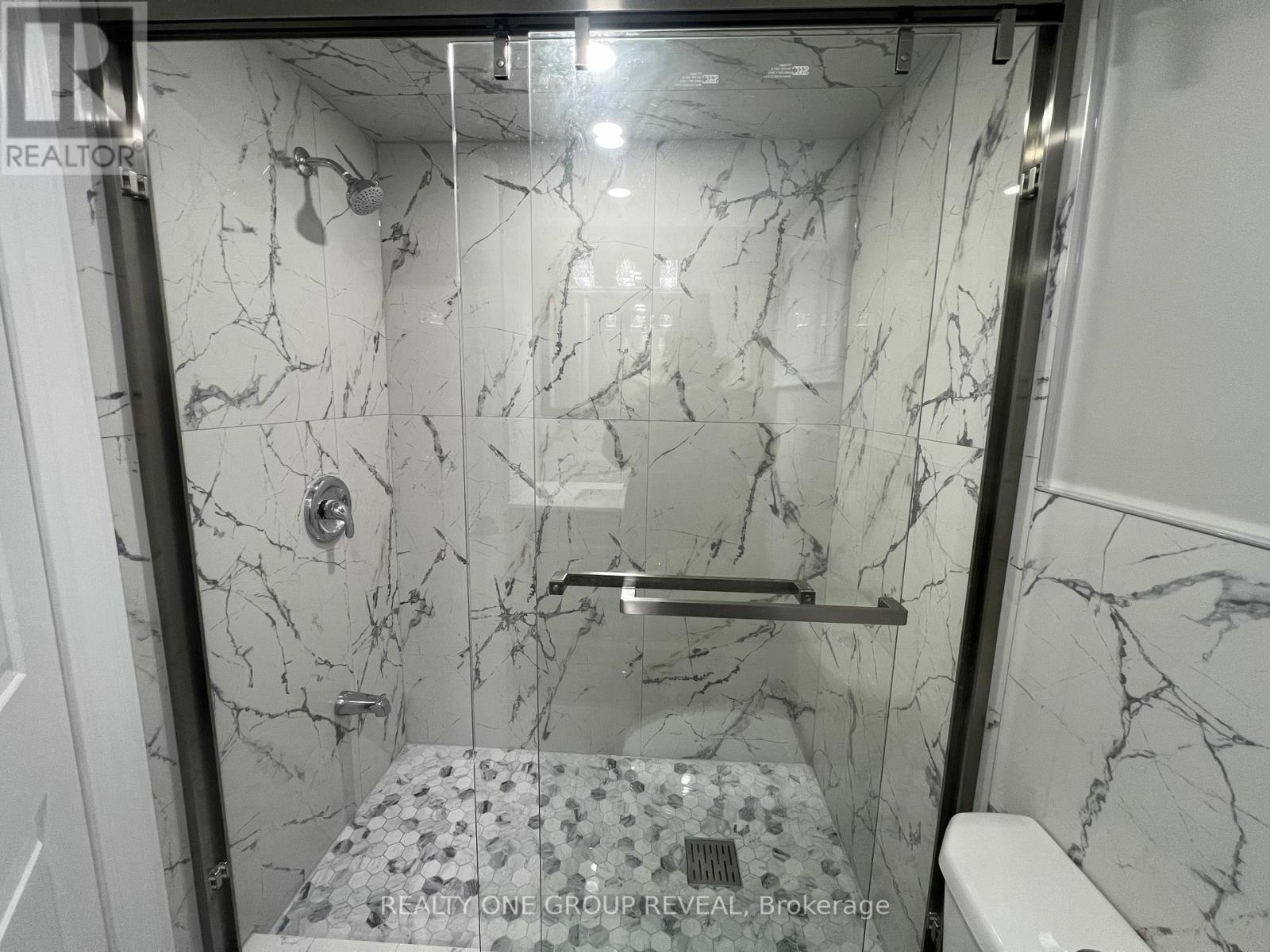 BASEMENT - 75 REGATTA CRESCENT - Photo 2 of 18, Toronto (Newtonbrook West), Ontario