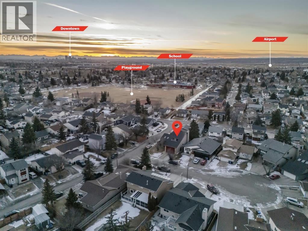 Single Family House for Sale in  Castleglen Court NE Castleridge Calgary 