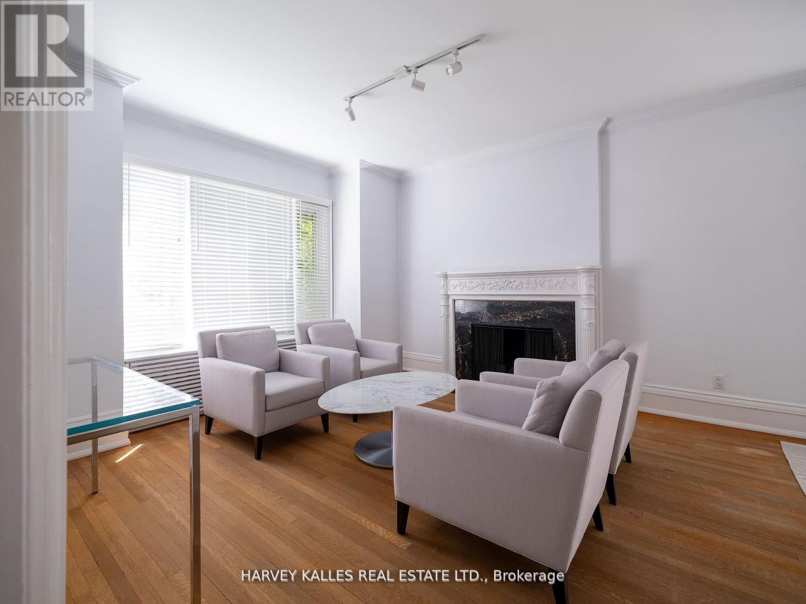 38 DUNVEGAN ROAD - Photo 5 of 31, Toronto (Forest Hill South), Ontario