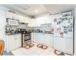 9318 Cinnamon Drive, Surrey, BC V3V1V2 Photo 15