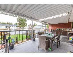 9318 Cinnamon Drive, Surrey, BC V3V1V2 Photo 21