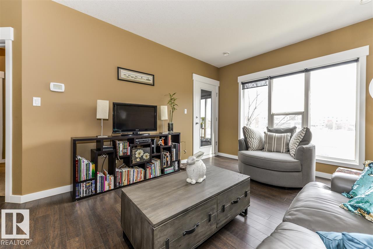 #203 10518 113 ST NW, Edmonton