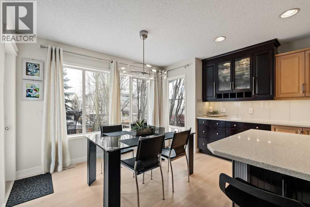 Single Family House for Sale in  Simcoe Terrace SW Signal Hill Calgary 