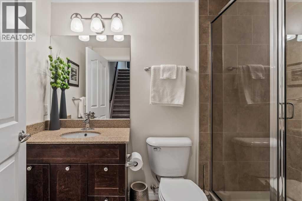 Single Family House for Sale in  Simcoe Terrace SW Signal Hill Calgary 