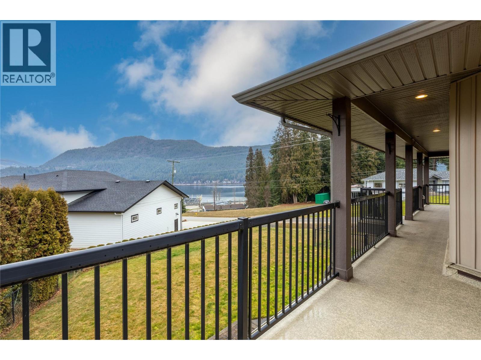 2483 Marine Place - 17