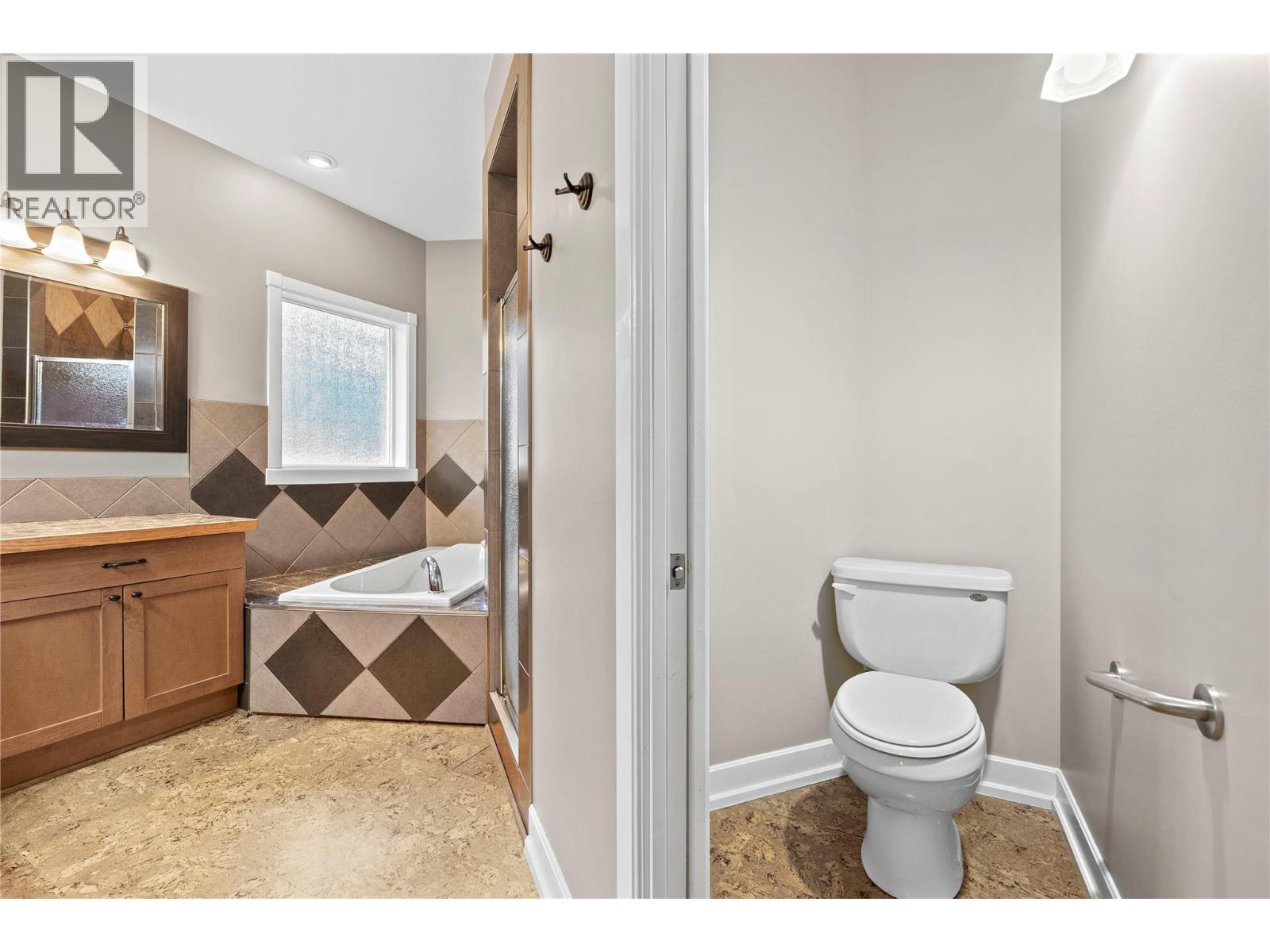 2483 Marine Place - 28