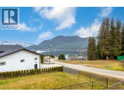 2483 Marine Place, Blind Bay, BC V0E1H1 Photo 27