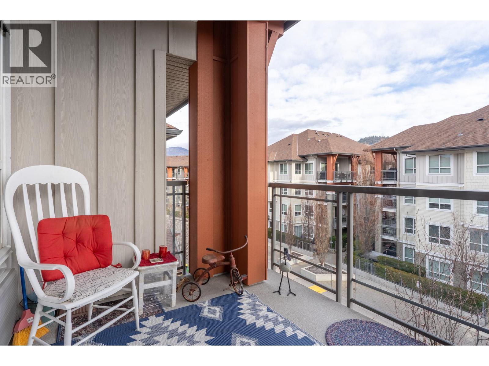 438 1099 Sunset Drive, Kelowna