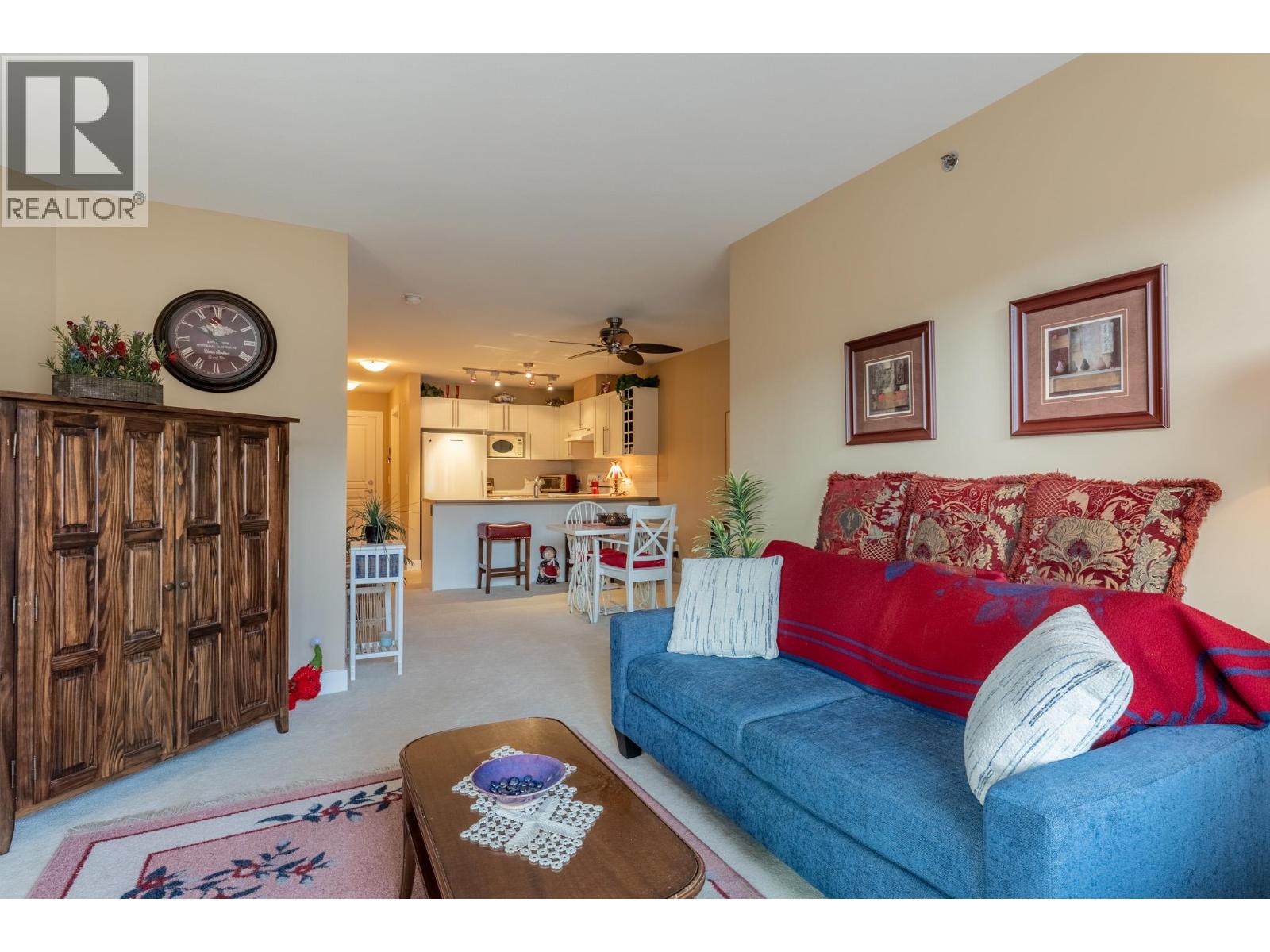 438 1099 Sunset Drive, Kelowna