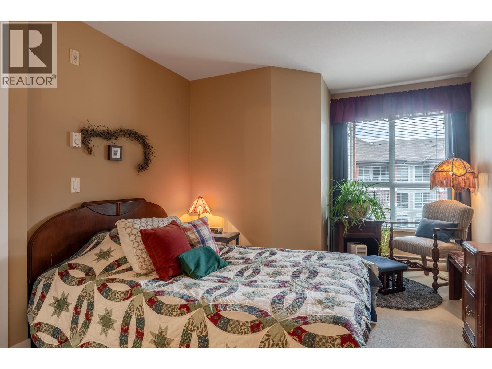 438 1099 Sunset Drive, Kelowna