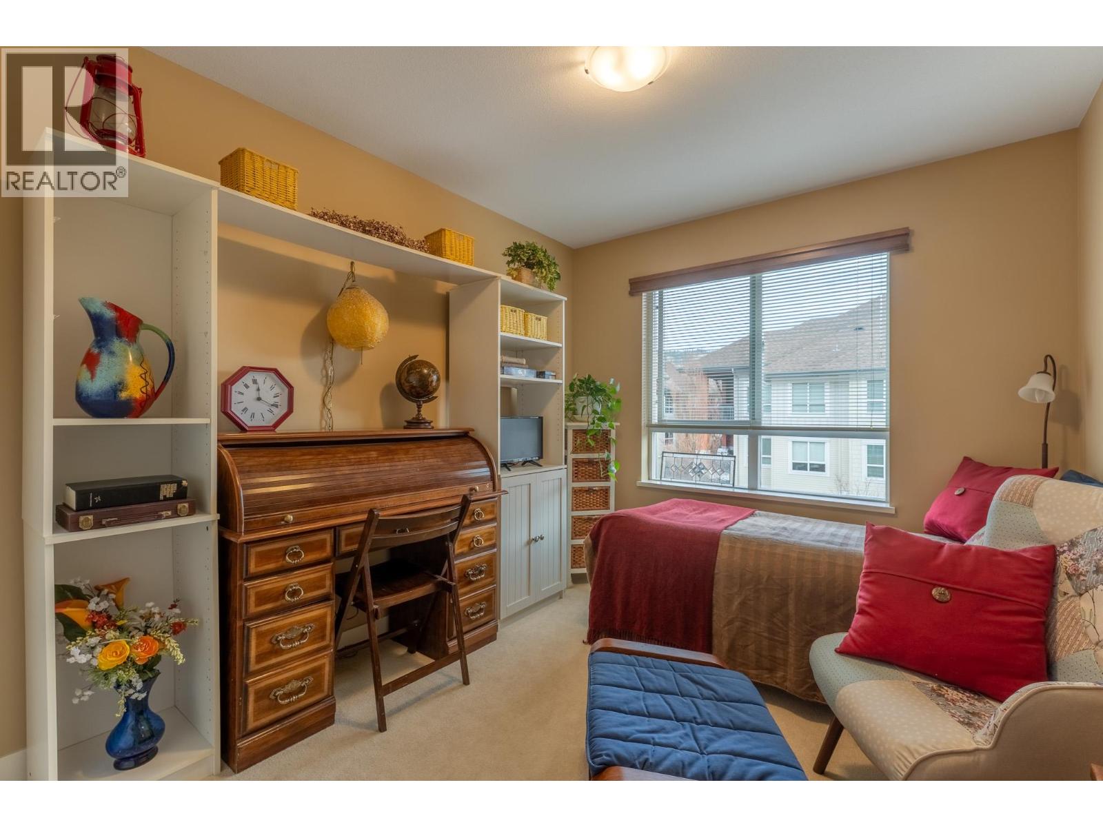 438 1099 Sunset Drive, Kelowna