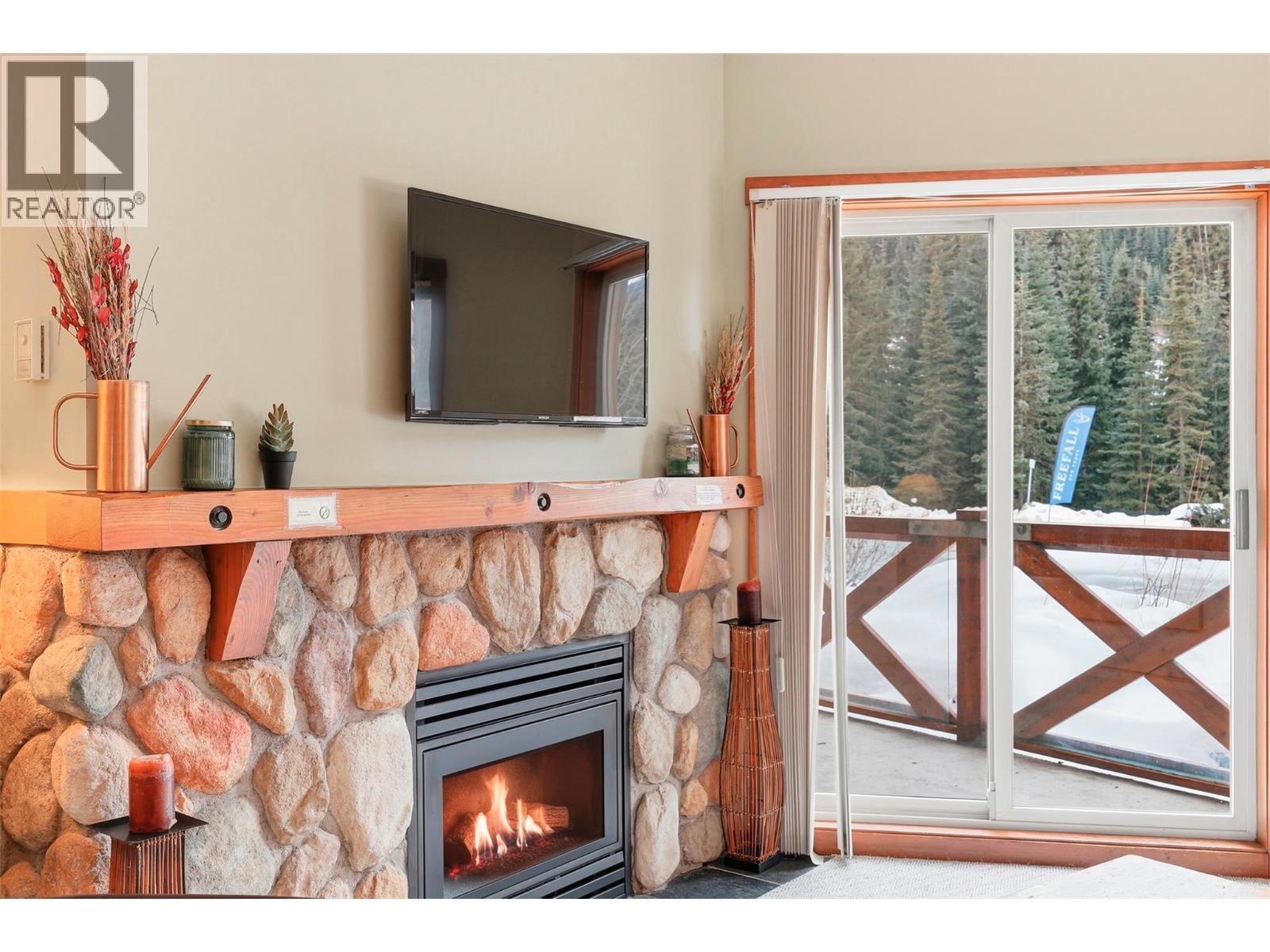 3190 Creekside Way Unit# 102, Sun Peaks