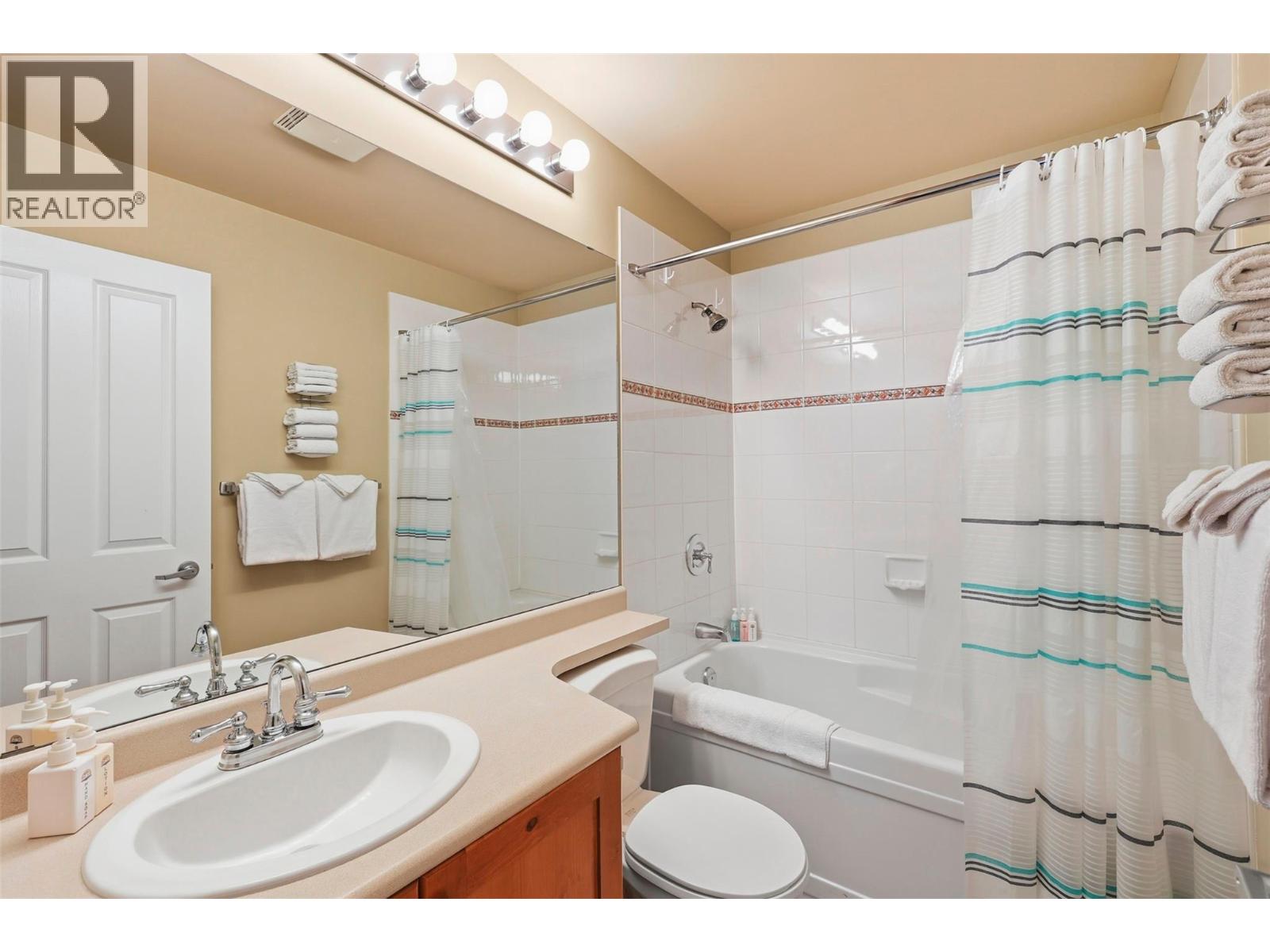 3190 Creekside Way Unit# 102, Sun Peaks