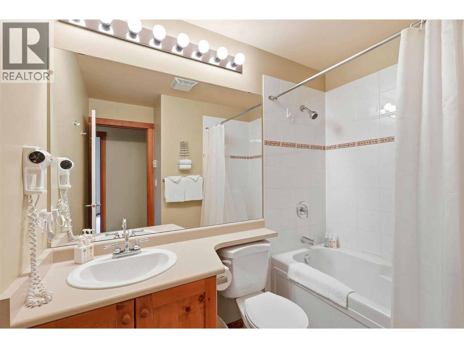 3190 Creekside Way Unit# 102, Sun Peaks