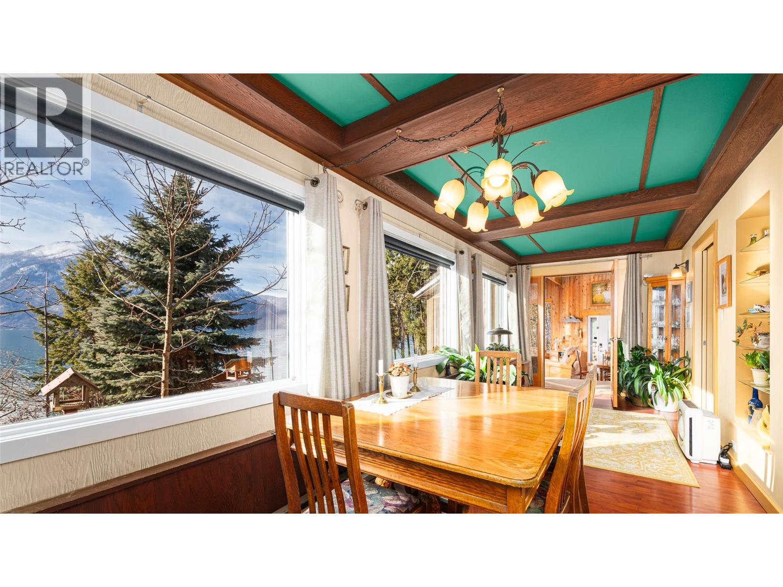 10333 3A Highway, Kuskanook