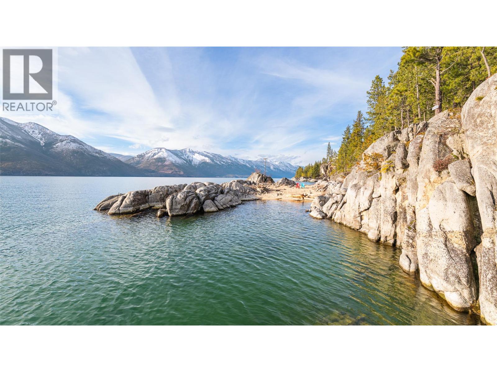 10333 3A Highway, Kuskanook