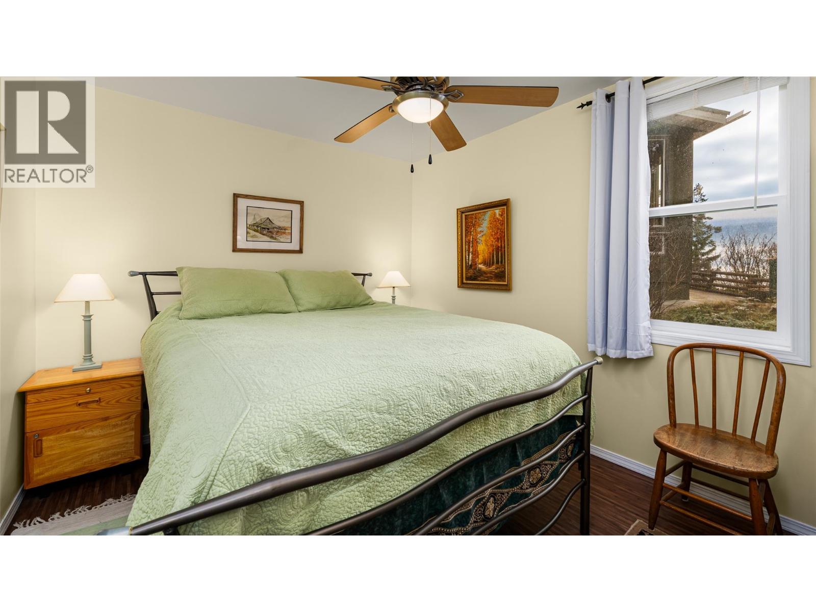 10333 3A Highway, Kuskanook